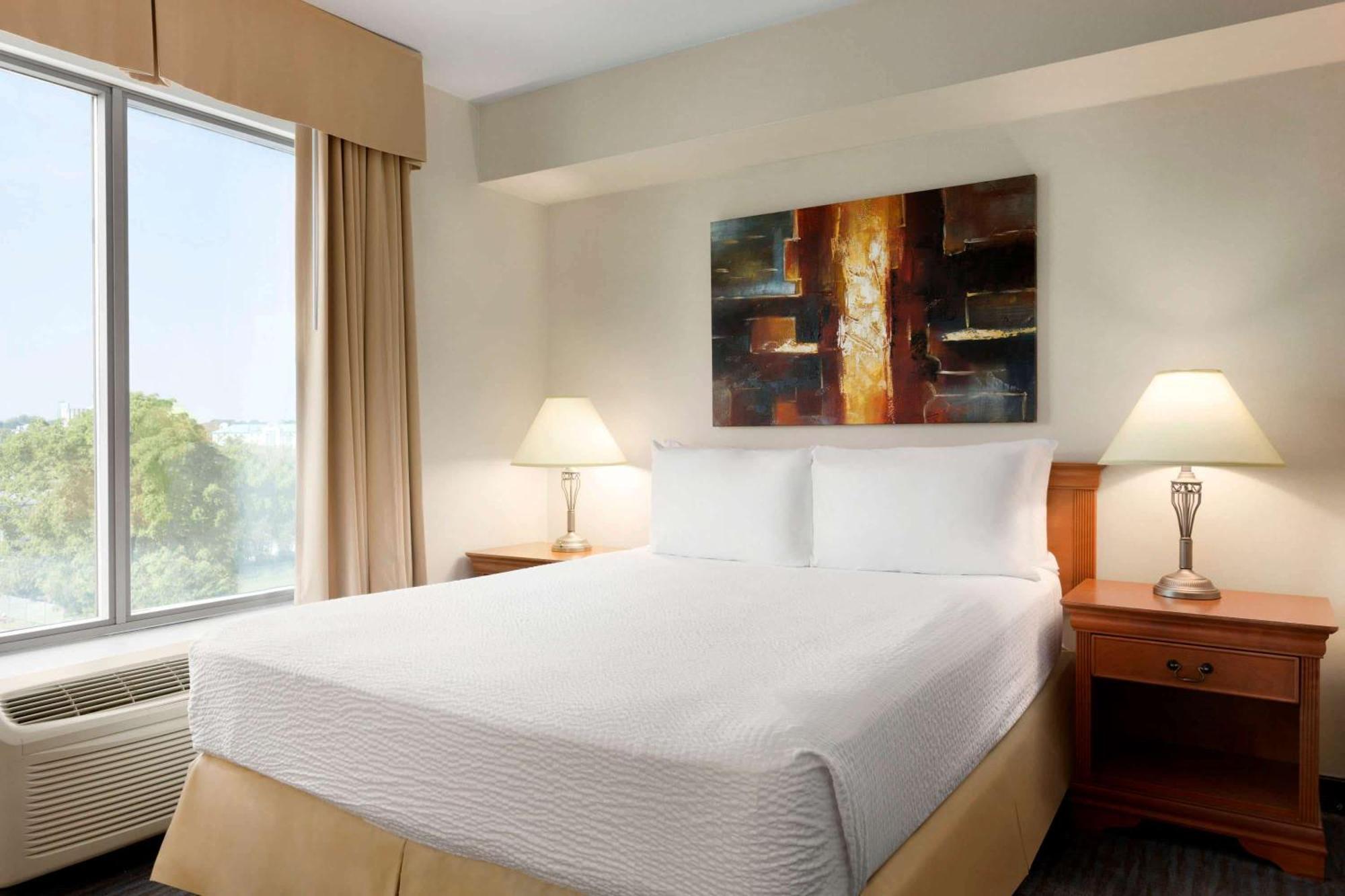 King Suite with Sofa Bed