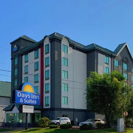 Days Inn By Wyndham Niagara Falls Centre St By The Falls-2